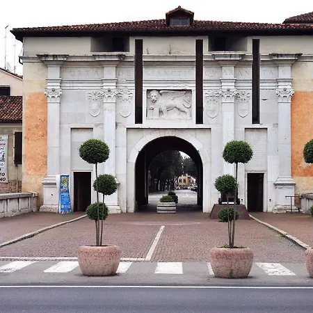Canova Bed & Breakfast Treviso